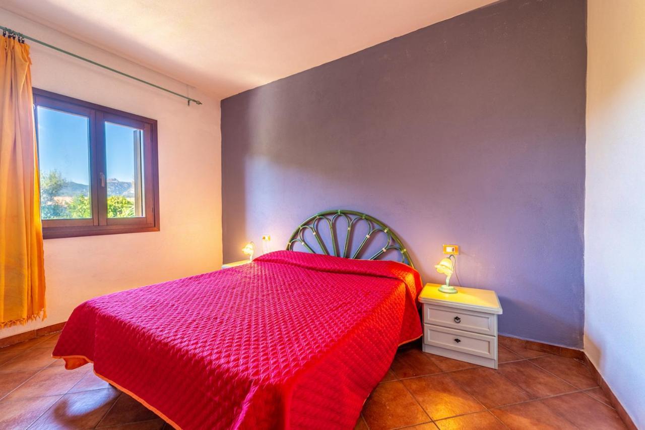 Aparthotel Il Faro San Teodoro Extérieur photo