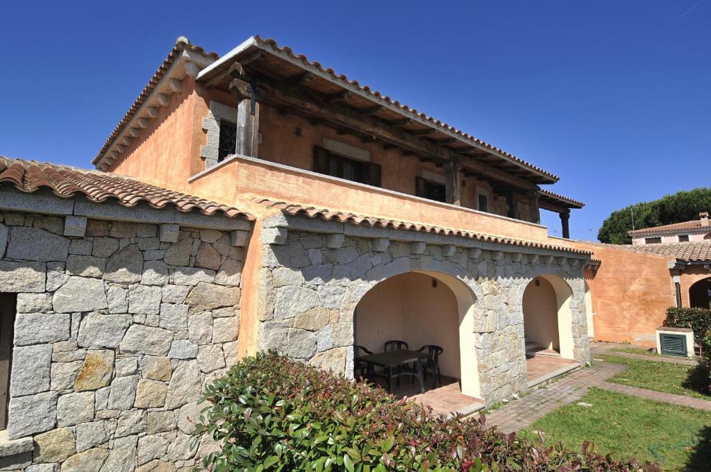 Aparthotel Il Faro San Teodoro Extérieur photo